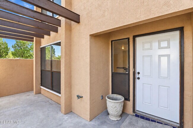 Building Photo - 201 Mulberry Ave