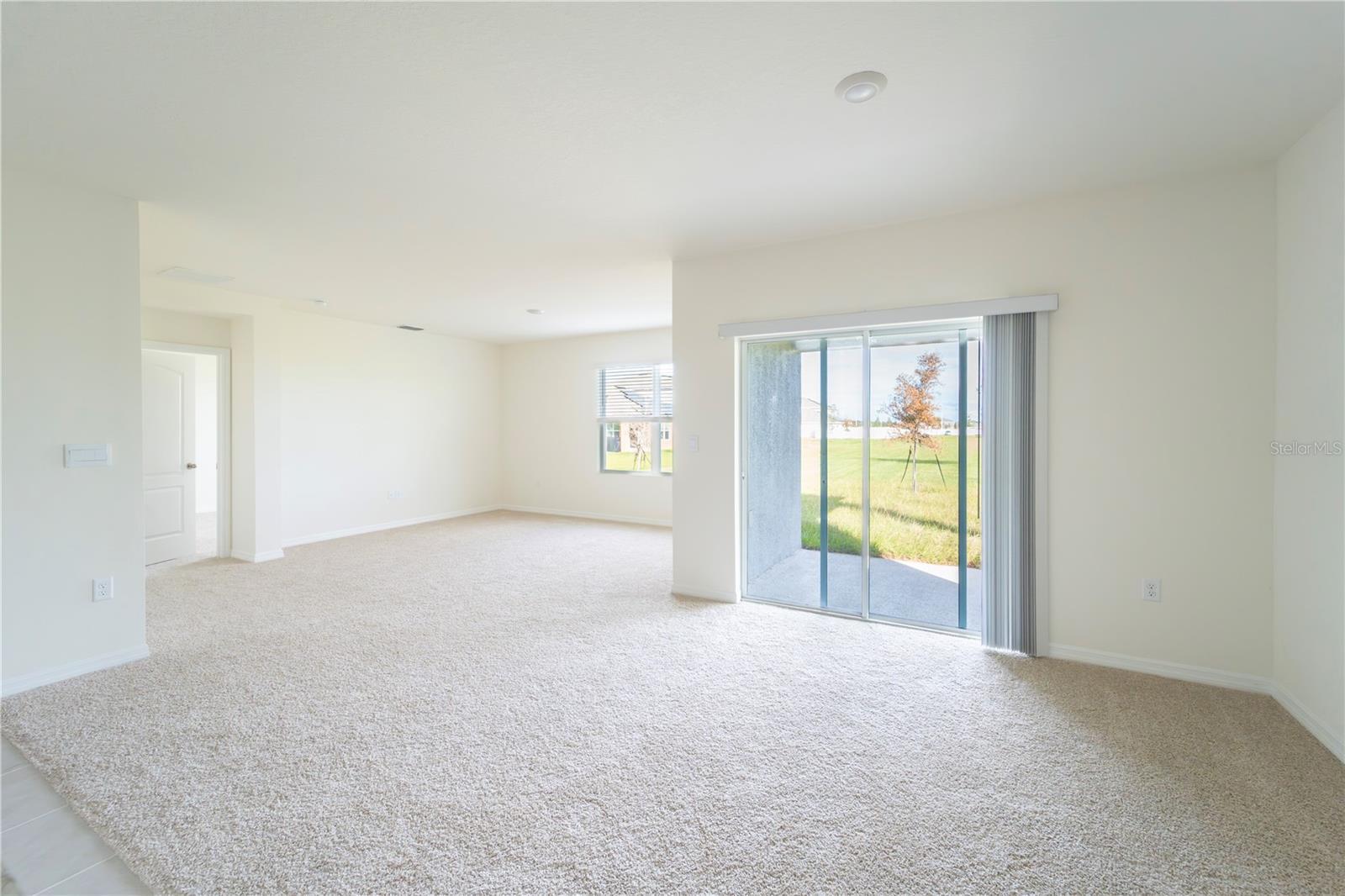 Building Photo - 1811 Silverbell Loop