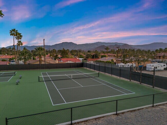 Building Photo - 41750 Hermitage Dr