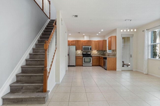 Building Photo - 3330 NW 124th Way