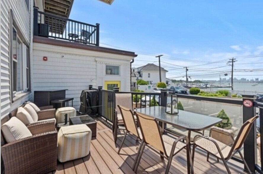 Building Photo - 600 Shirley St