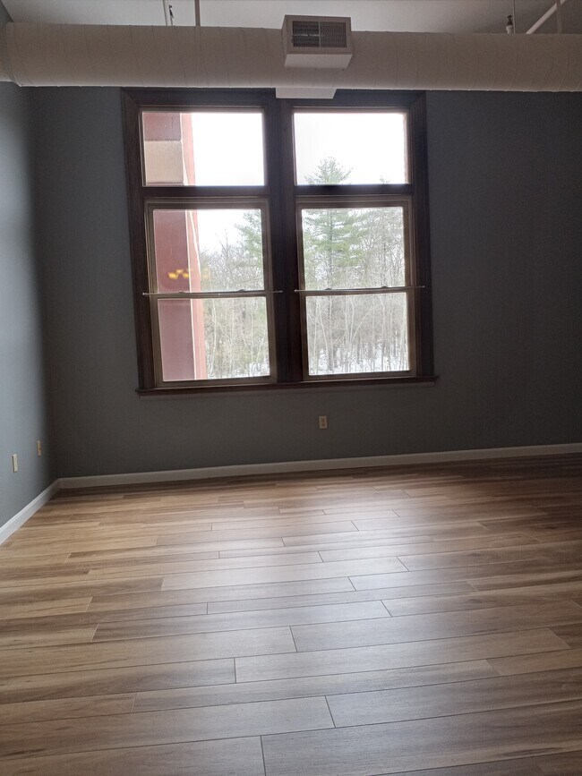 Building Photo - 15 Mount St Mary's Way