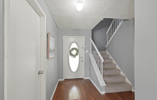 Primary Photo - 3210 Pebble Lake Dr