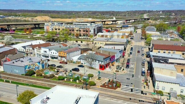 Building Photo - 224 Lemont St