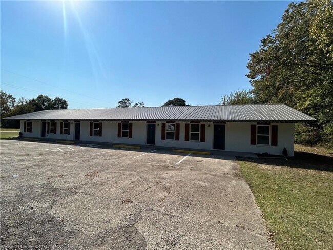 Building Photo - 209 E Leftwich St