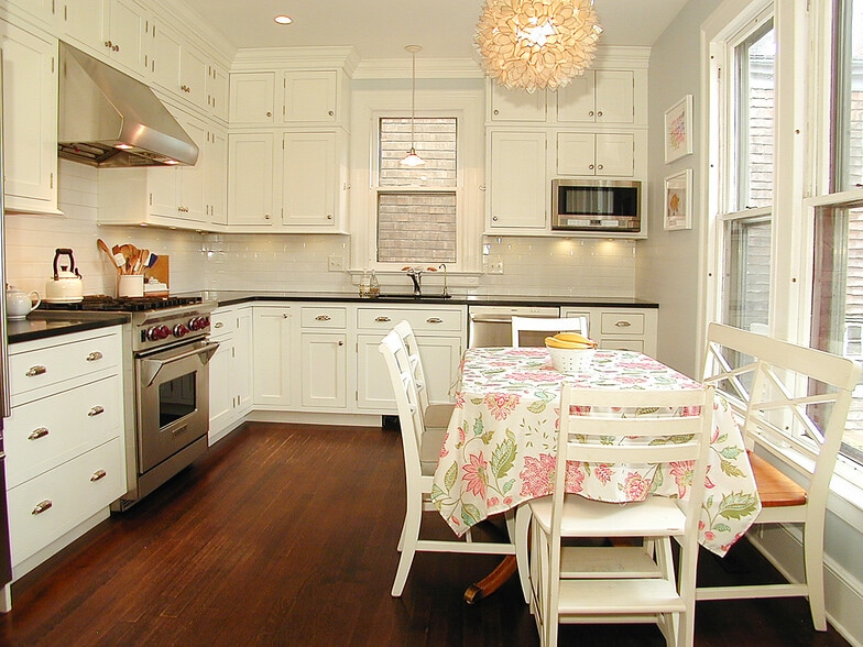 Eat-in Kitchen with Sub-Zero Fridge and Wolf Range - 195 Bishop St.