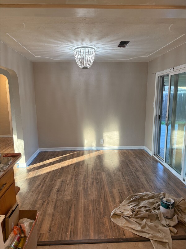 Building Photo - 1690 Almond Ave