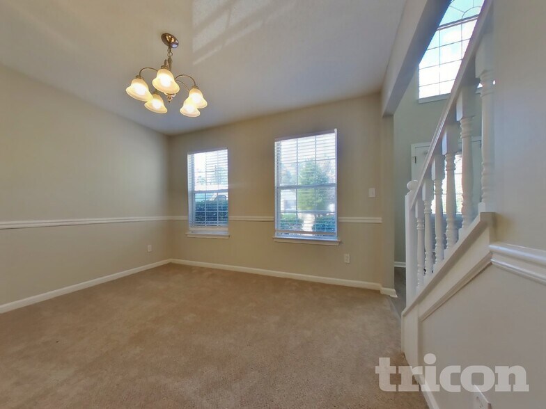 Building Photo - 5873 Cobalt Dr SW