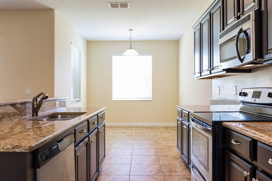 Building Photo - 4723 Coppola Dr