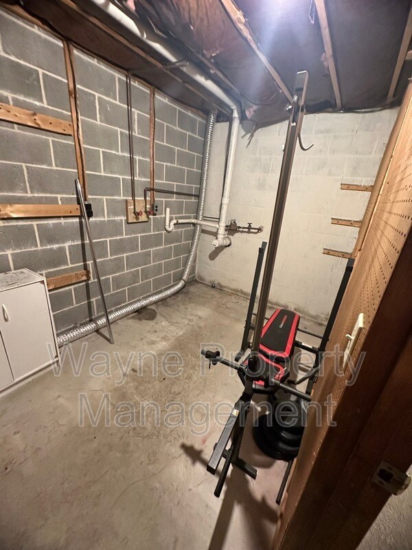 Building Photo - 112 Virginia Ave