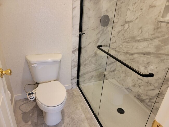 Building Photo - Stunning 3 Bedroom Rental - In Nevada Trails