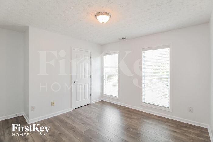 Building Photo - 4636 Mayer Trce