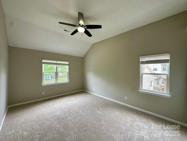 Building Photo - 13809 Stephendale Dr