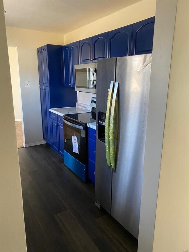 Building Photo - Fantastic 1bd/2ba home! Coming soon!