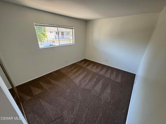 Building Photo - 2576 Sextant Ave