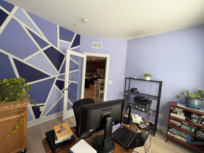 Building Photo - 626 Noush Ct