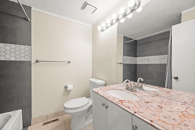 Building Photo - 3BR Townhome | Finished Basement | 2-Car Garage | Pool, Tennis & Pickleball