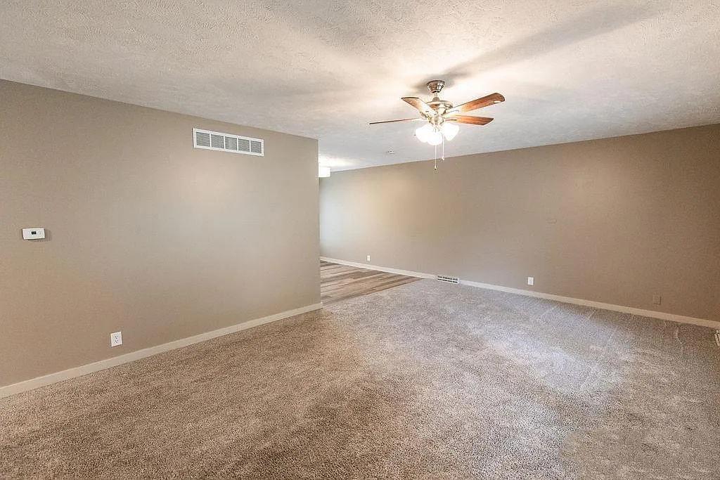 Building Photo - 2535 Saint Thomas Dr