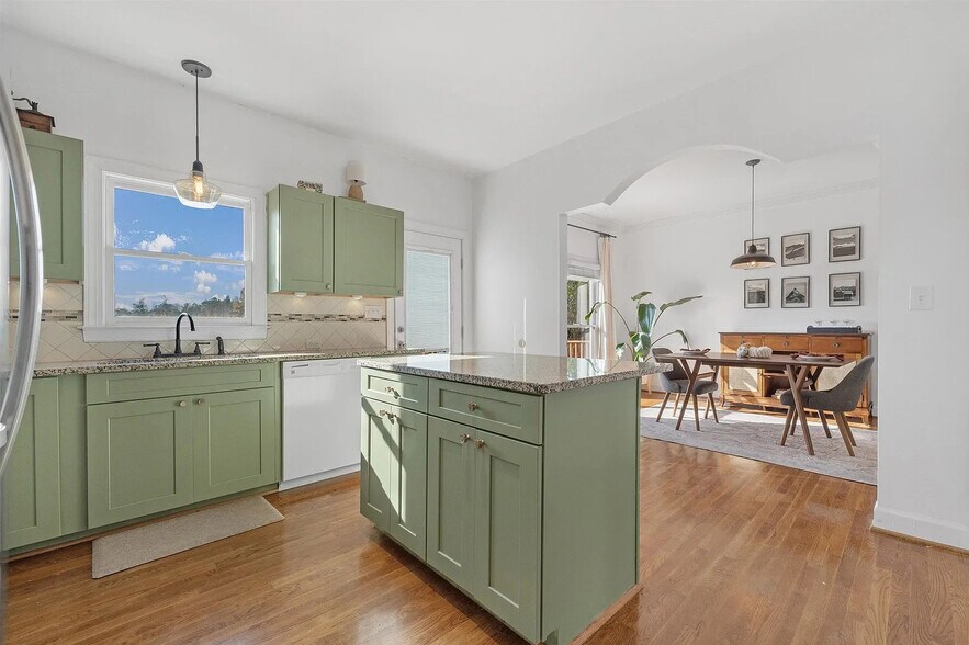 Building Photo - 1565 Bent River Cir