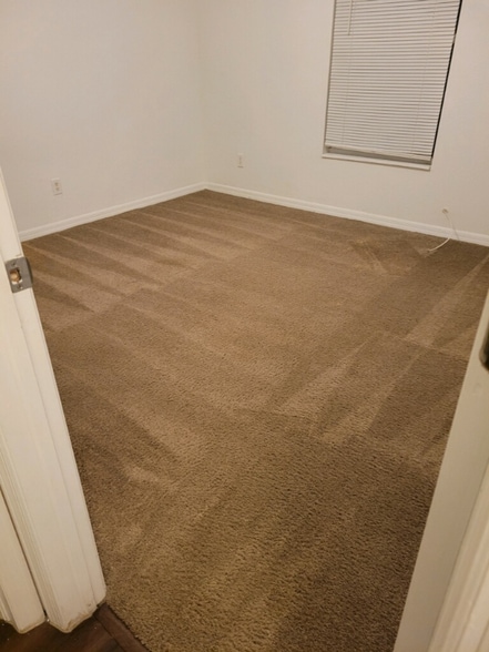 Building Photo - 2813 34th St W