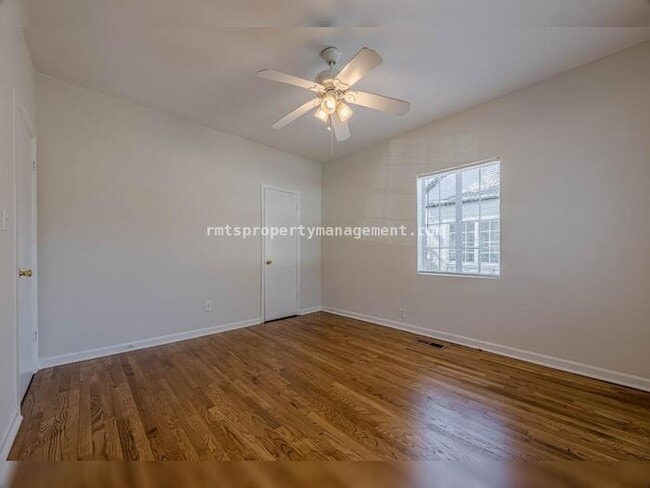 Building Photo - 1977 N Decatur Rd