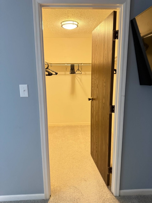 Building Photo - 8056 Pebble Creek Ct