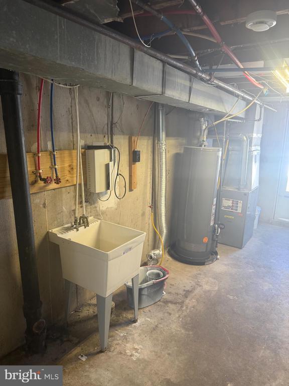 Building Photo - 1308 Harshaw Rd