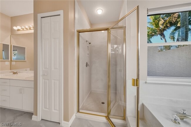 Building Photo - 128 Heritage Way