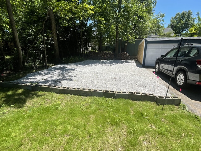 Tenant Driveway - 3416 E Scarborough Rd