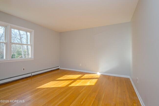 Building Photo - 878 Green Valley Rd