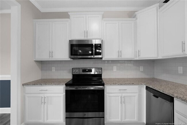 Building Photo - 890 Duval Dr