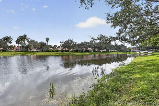 Building Photo - 2596 Irma Lake Dr