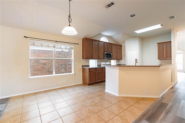 Building Photo - 2505 Monroe Dr