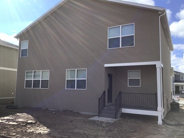 Building Photo - 2401 E Wild Horse Way