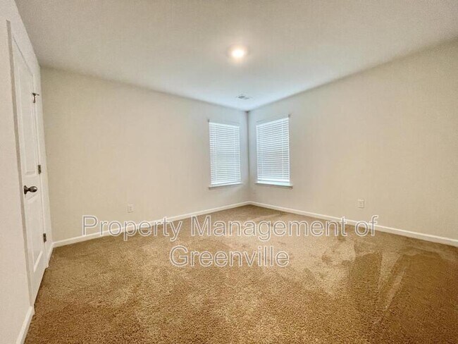 Building Photo - 301 Millridge Rd