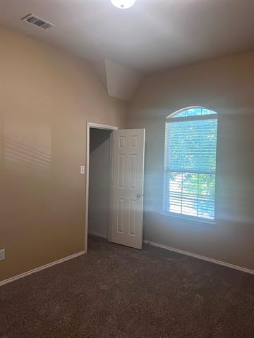 Building Photo - 11490 La Grange Dr