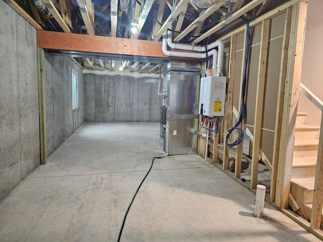 Building Photo - 901 Sonata Lane