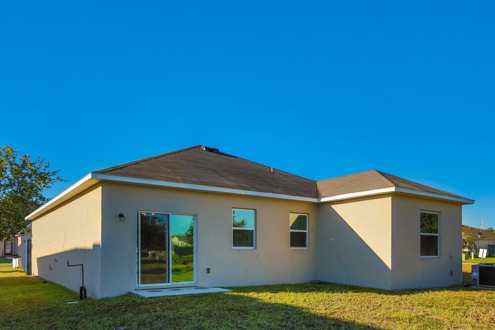 Building Photo - 10305 Magnolia Hills Dr