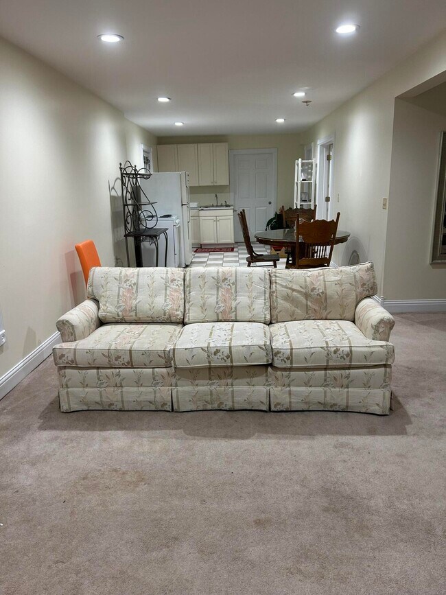 Building Photo - 409 Lawson Dr