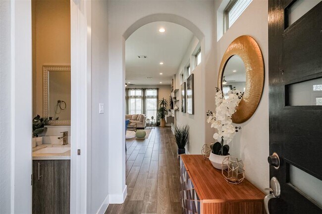 Building Photo - 8404 Safeguard St