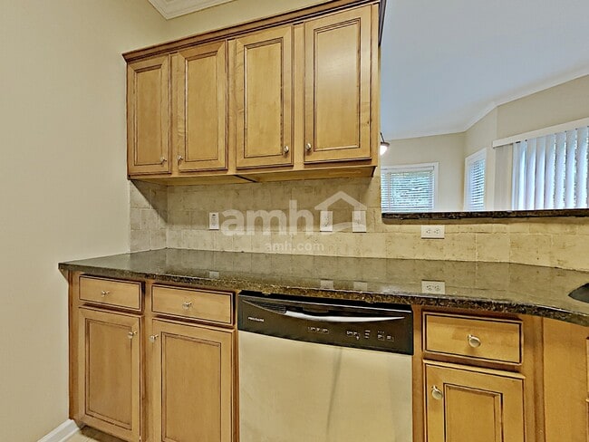 Building Photo - 368 Downing Creek Trl