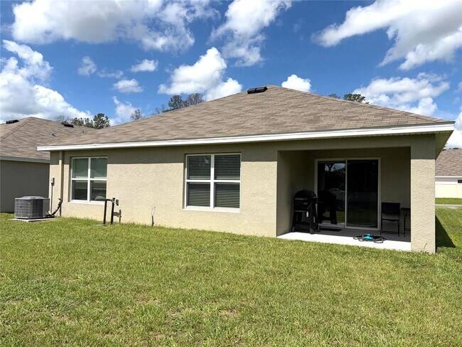 Building Photo - 169 SE 66th Ct