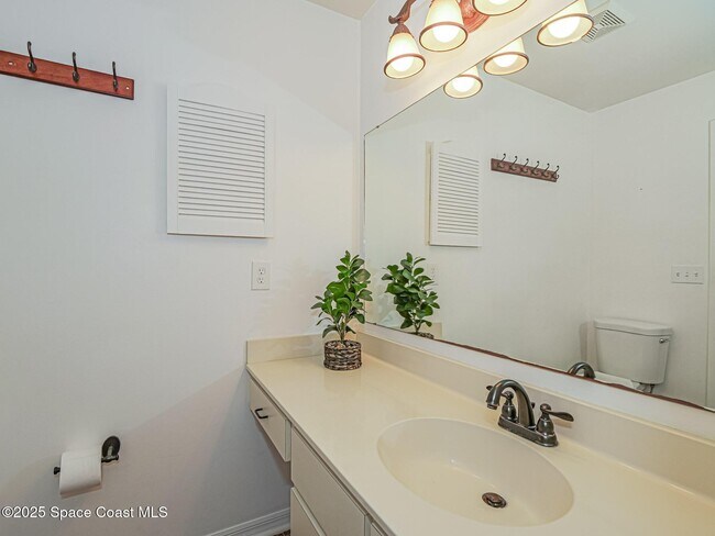 Building Photo - 2103 31st Ave