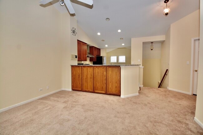 Building Photo - 3073 Kentshire Cir