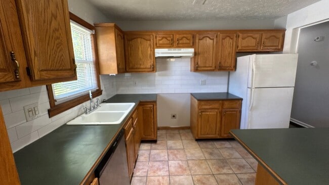 Building Photo - 5321 Juanita Ln