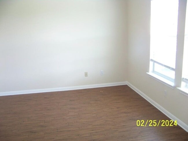 Building Photo - 440 Blackman Tr