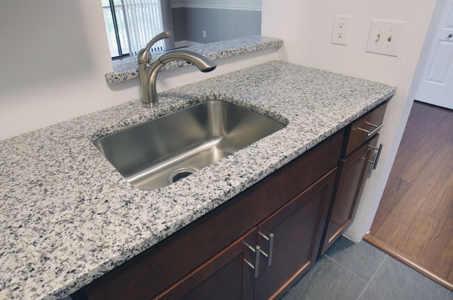 Building Photo - Flo-Mar Terraces