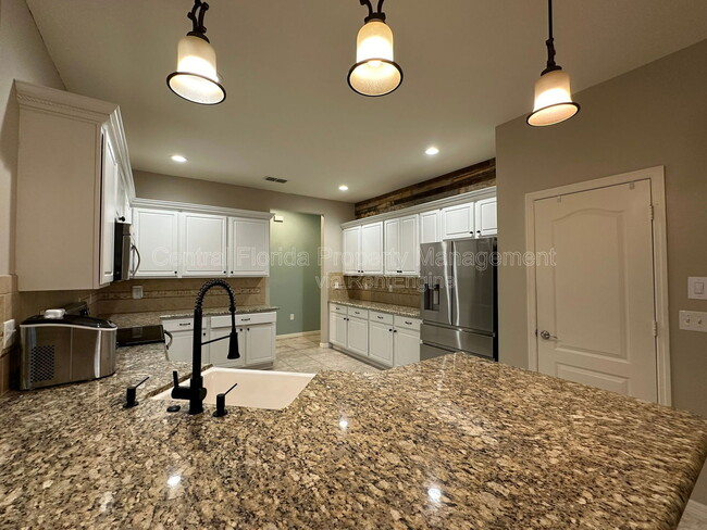 Building Photo - 3008 Boat Lift Road