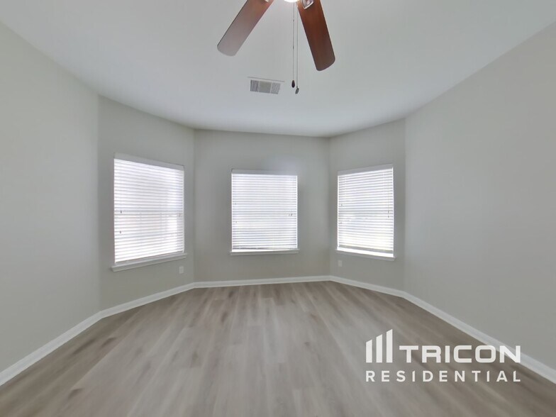 Building Photo - 5002 Pacific Ridge Ln