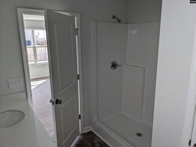 Building Photo - 531 Moresby Wy